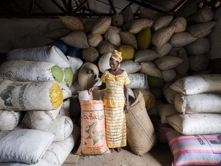 Harnessing rather than suppressing informal trade can give Africa a boost