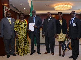Uganda deposits its instrument of ratification of the Agreement on the AfCFTA